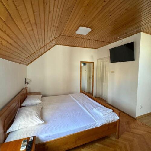 Ferienwohnung Casa Milan Oradea Exterior foto